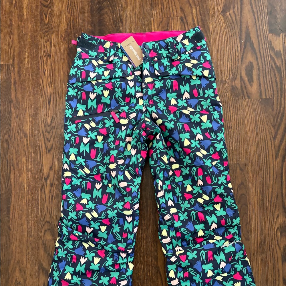 Girls Patagonia snowbelle ski pants, size 14. Never worn